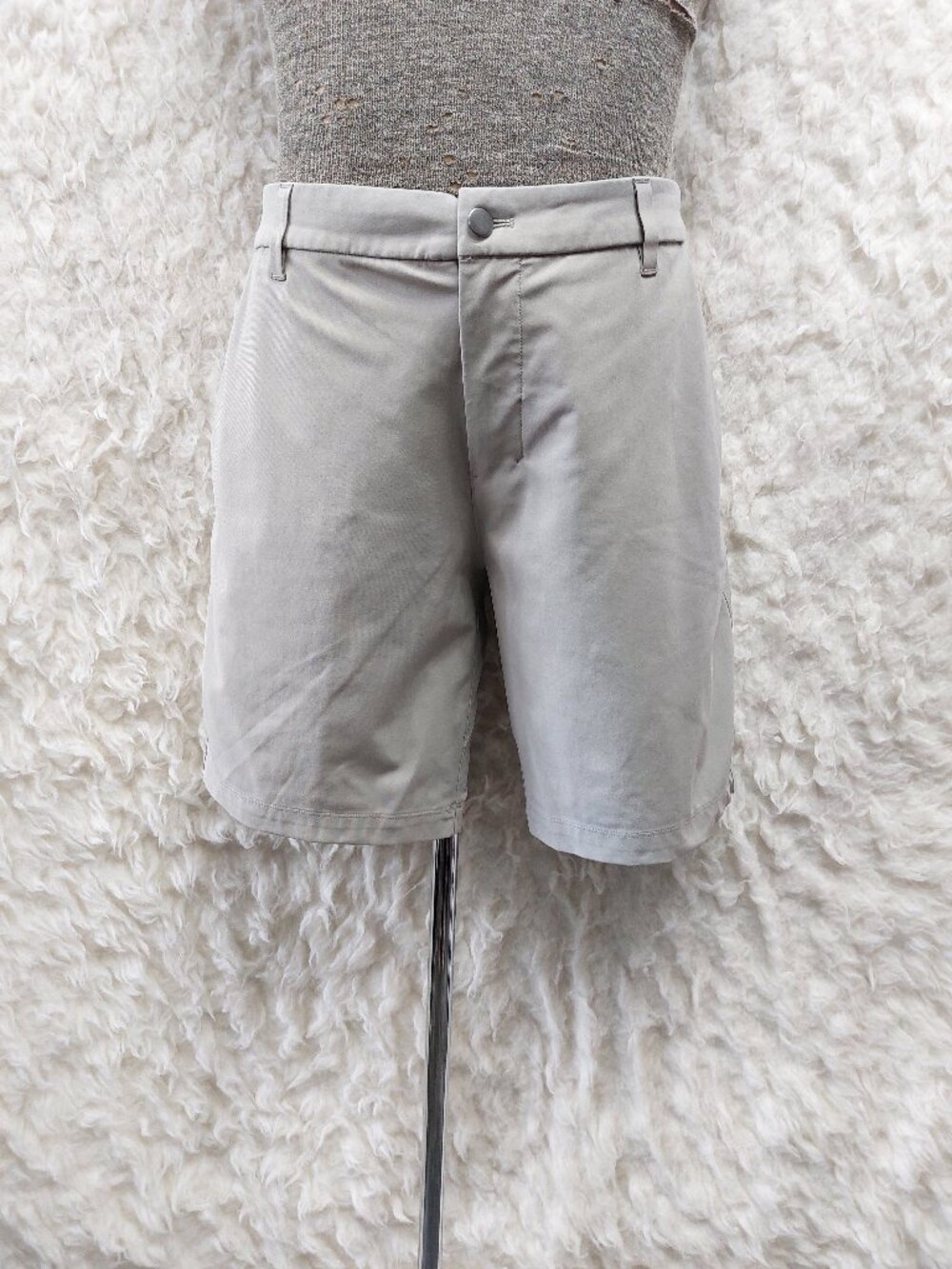 Lululemon Comission Shorts Mens Relaxed Gray size 34